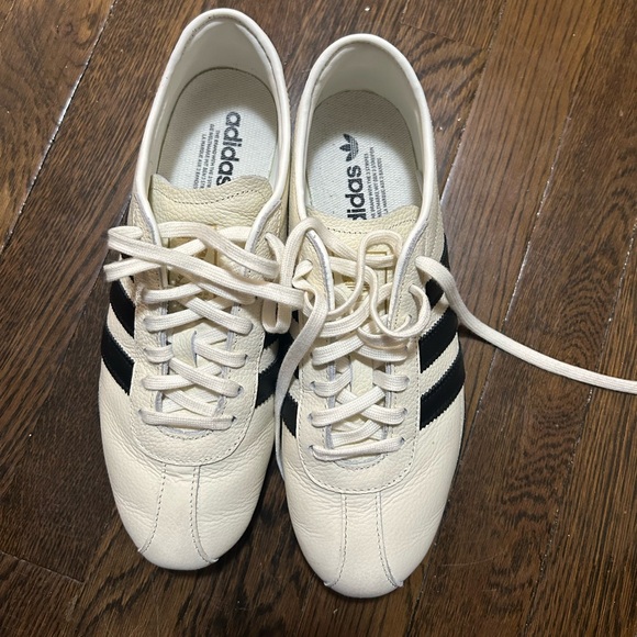 Adidas Tokyo Shoe - Picture 7 of 8